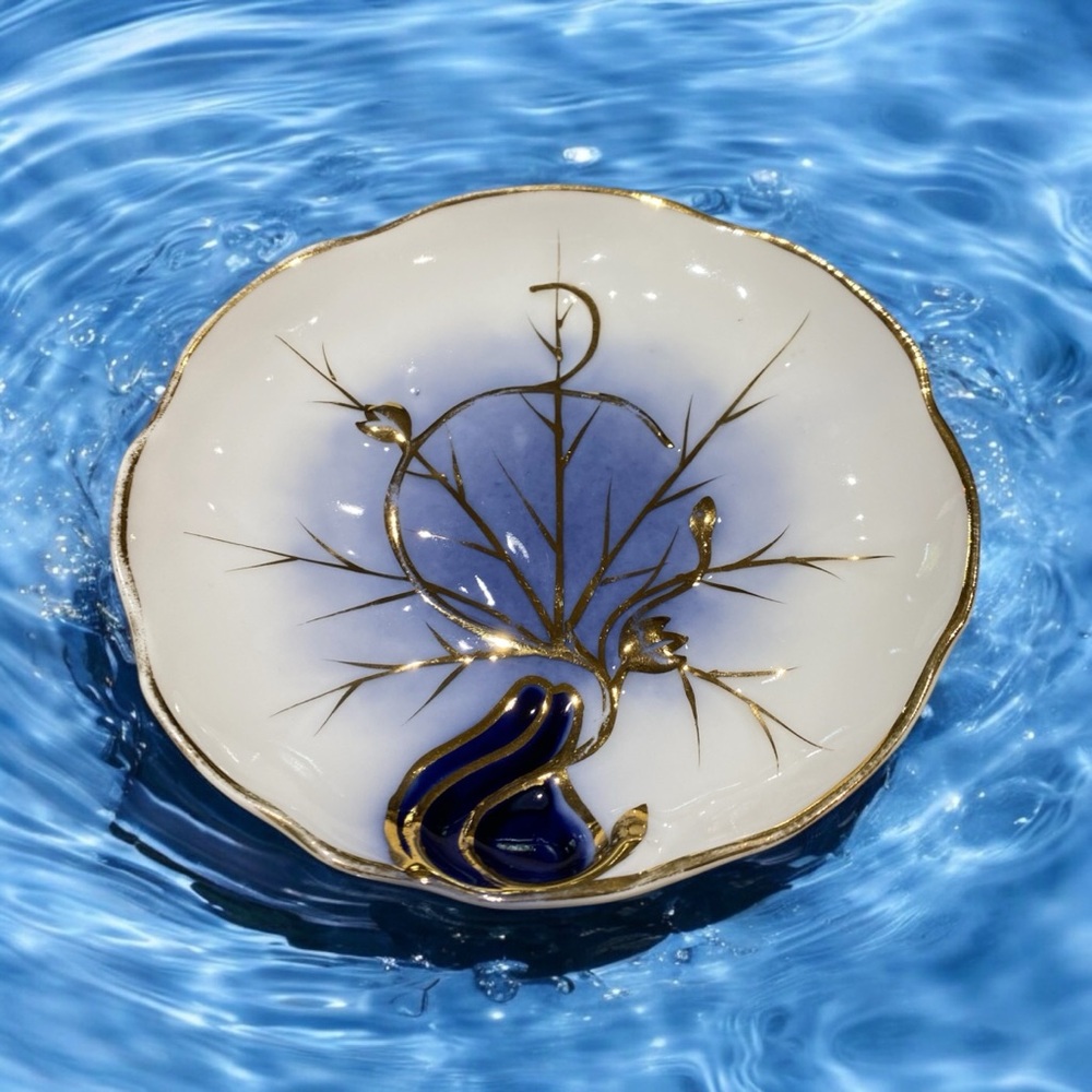 Beautiful German made saucer. White with gold trim and Cobalt. EVC - Picture 4 of 5